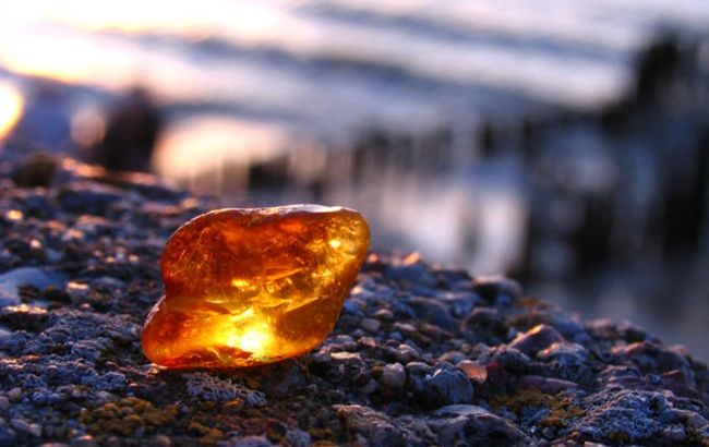 Госгеонедра заявила о выходе на международный рынок янтаря