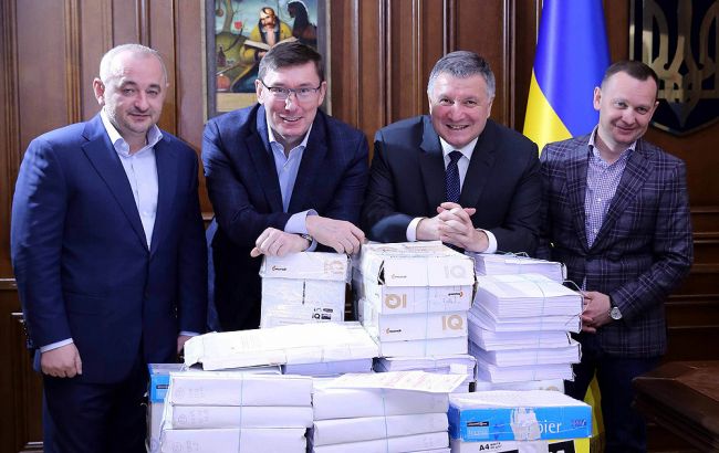 Справу екс-податківців Клименка передають до суду, - Луценко