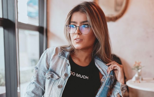 Як стильно носити сучасну джинсову куртку: поради модницям