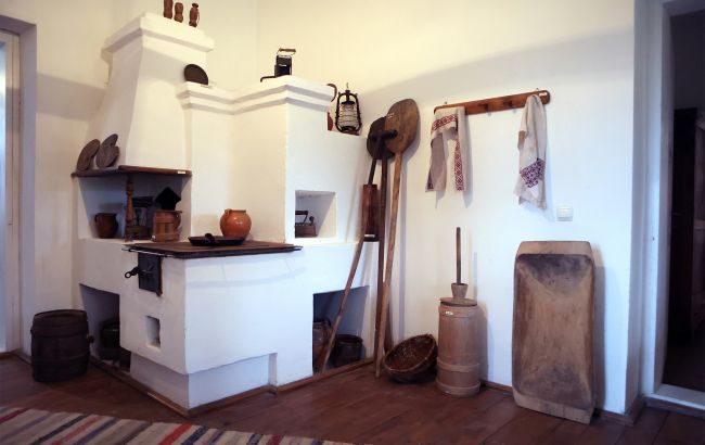 Навіщо в давнину українці "запікали" дітей в печах: причина дуже логічна