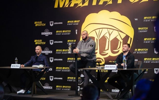 24 июля в киевском Дворце спорта Лобов и Беринчик сразятся на голых кулаках