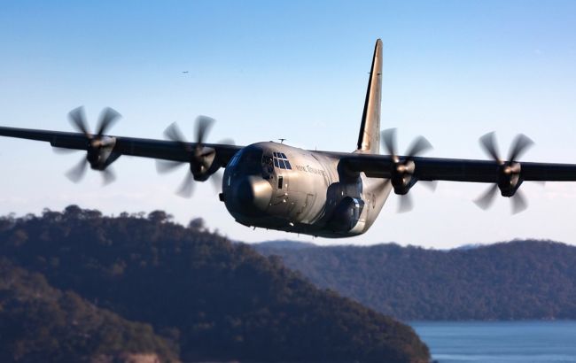 Австралія направила на Близький Схід транспортні літаки та війська