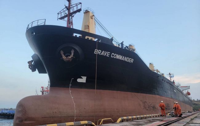 В Украину прибыло судно под погрузку зерном для Африки