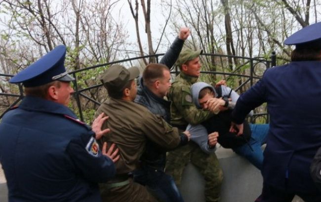 В Одессе прошли потасовки на праздновании Дня освобождения от немецких захватчиков