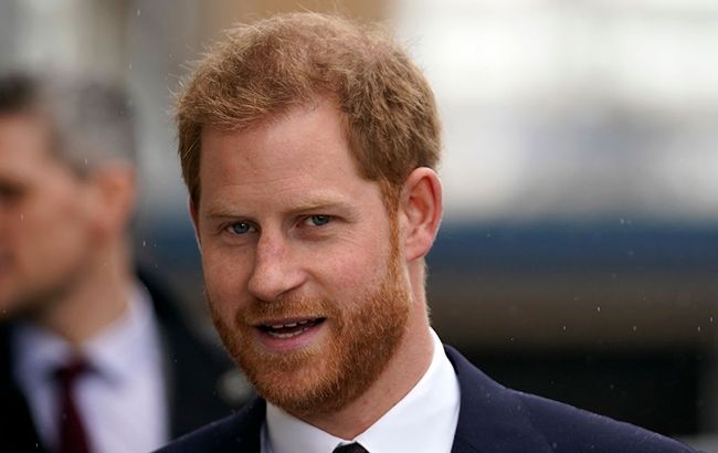 Маркл довела: принц Гарри заметно облысел после рождения сына (фото)