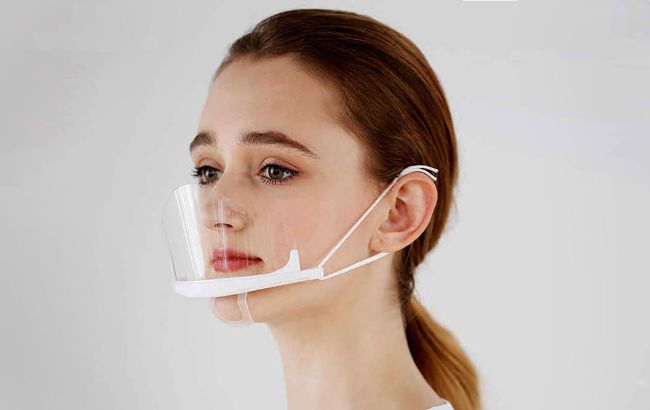 Защитный щиток не заменяет маску: украинцев предупредили о штрафах