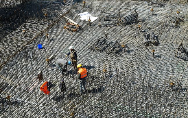 Количество зарегистрированных безработных в Украине за год уменьшилось на треть