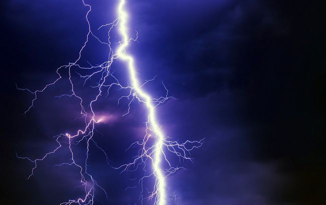 На Київ насувається гроза, можливий град