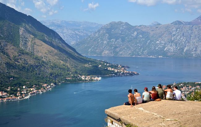 Черногория открыла границы для более чем 120 стран. Украины в списке нет