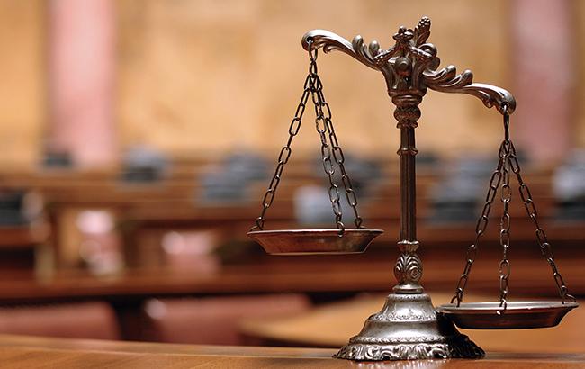 Суд над Януковичем перешел к рассмотрению документов по советнику Путина