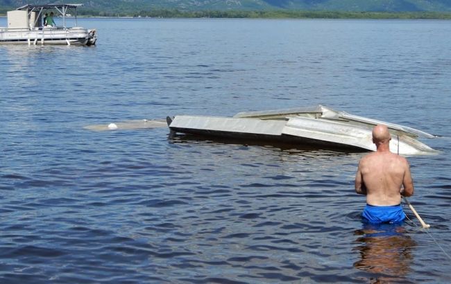 В небе над Канадой столкнулись два самолета с пассажирами