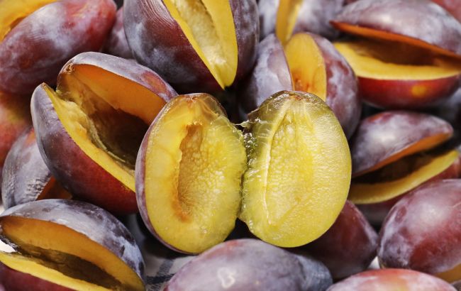 Этот фрукт должен быть в рационе каждого: имеет много полезных витаминов