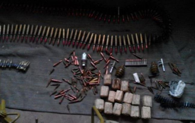 СБУ выявила тайник с оружием для вывоза из зоны АТО