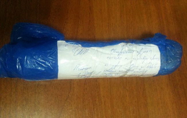 У центрі Одеси поліція затримала чоловіка з димовою шашкою