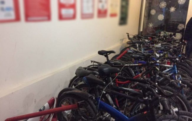 В Киеве полиция выявила сеть ломбардов с крадеными вещами