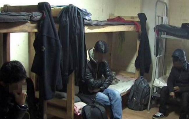 В Киеве СБУ перекрыла канал нелегальной миграции в ЕС