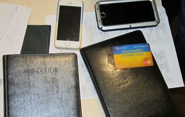 В Донецкой области разоблачили полицейских-вымогателей