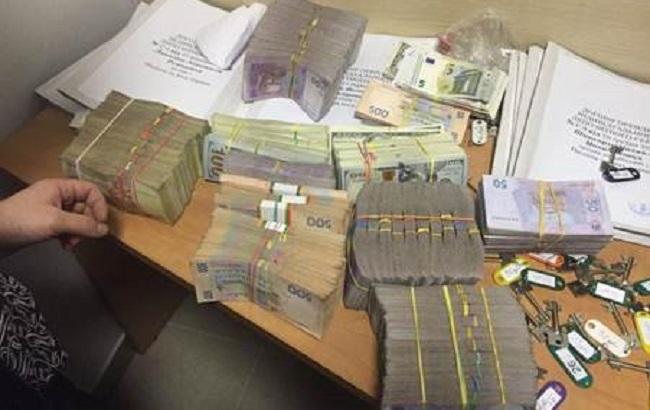 СБУ прикрыла два конвертцентра с ежемесячным оборотом в 200 млн грн