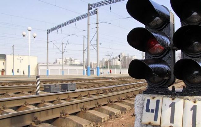 В Кривом Роге сошел с рельс поезд с железорудным концентратом