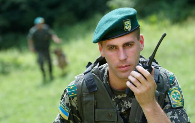 Госпогранслужба задержала внедорожники с 3 т сыра в Сумской обл