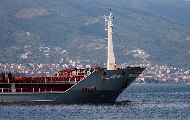 Из Украины по "зерновому коридору" отправился очередной караван с зерном