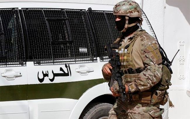 Тунис продлил чрезвычайное положение в стране