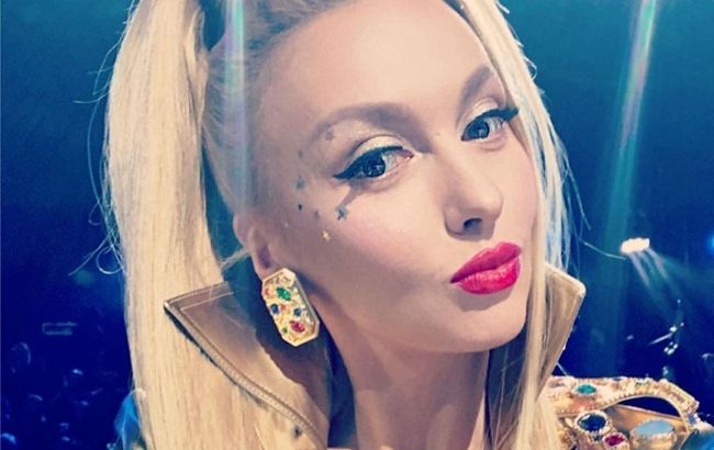 Супер мама і господиня: Оля Полякова показала, як приготувати смачні домашні бургери (відео)