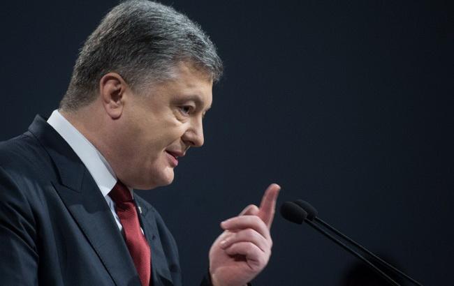 Порошенко: повышение обороноспособности отбило охоту у врага наступать на Украину