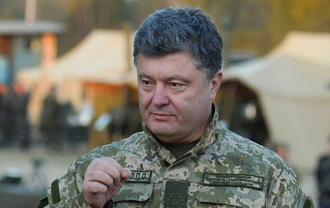 Порошенко разрешил иностранцам служить в Нацгвардии