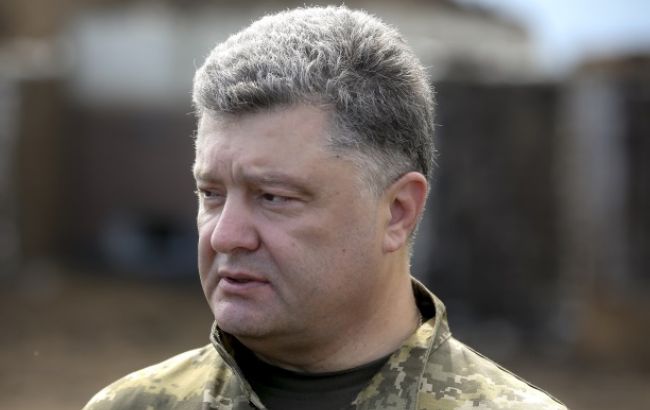 Порошенко присвоил имена героя Зубкова и генерала Никифорова подразделениям ВСУ