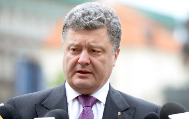 Порошенко призвал ускорить темпы обеспечения военных жильем