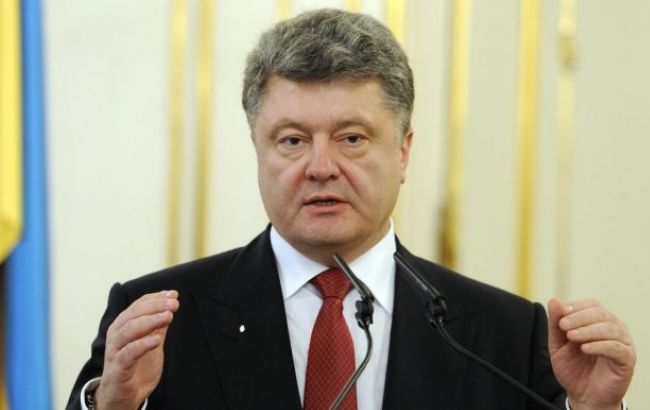 Порошенко підписав закон про участь об'єднаних територіальних громад у виборах