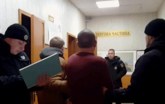 Полиция задержала мужчину, который ограбил два финучреждения в Одессе