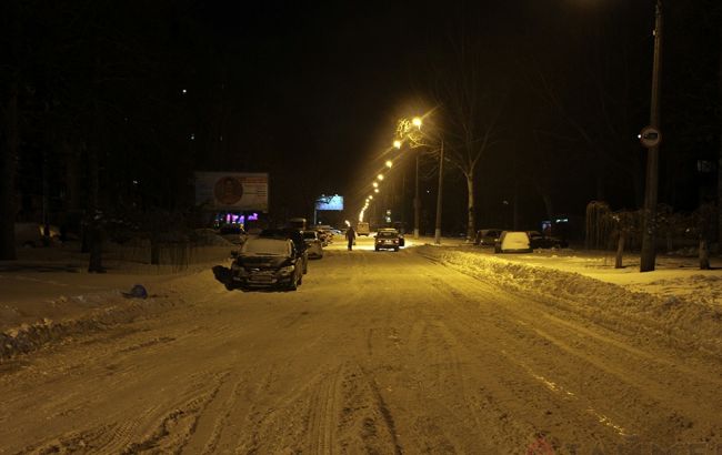 Снегопады в Украине: обесточенными остаются 5 населенных пунктов