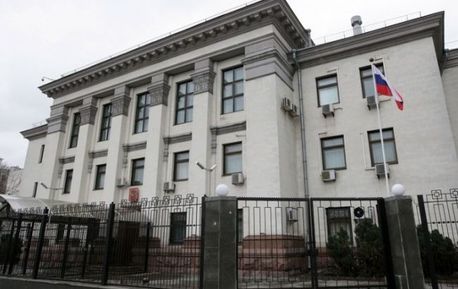 Российские консулы просят о встрече с задержанными крымскими дезертирами