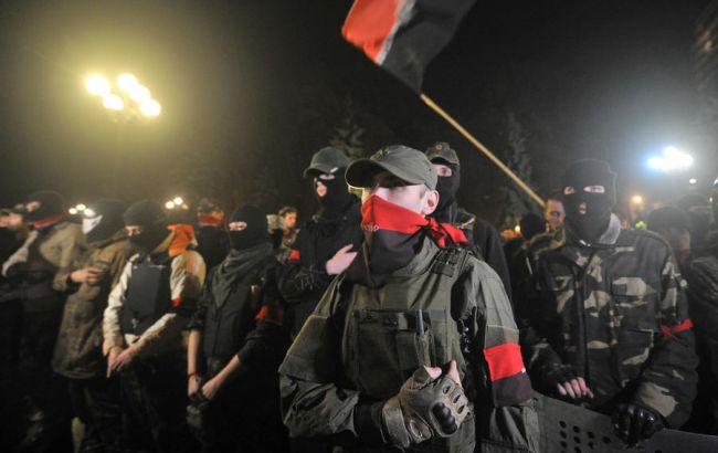 "Правый сектор": в Мукачево прибыла колонна тяжелой техники