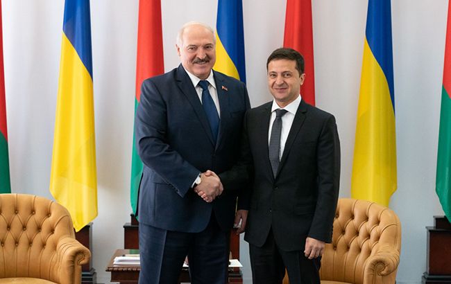 Лукашенко допустив ляп на форумі в Житомирі: Зеленський поправив (відео)