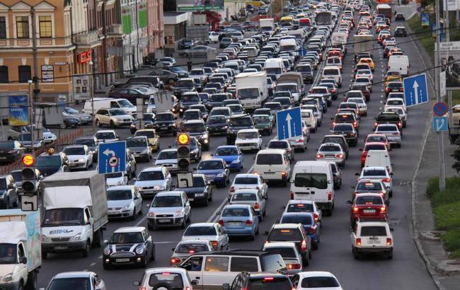 Пробки в Киеве достигли 6 баллов