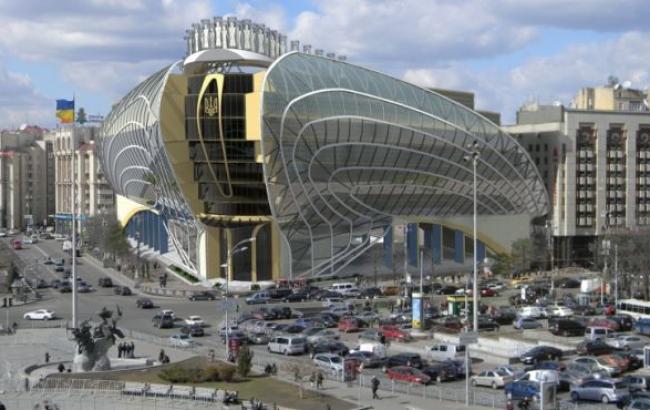 "Київпроект" запропонував свій дизайн реставрації Будинку профспілок