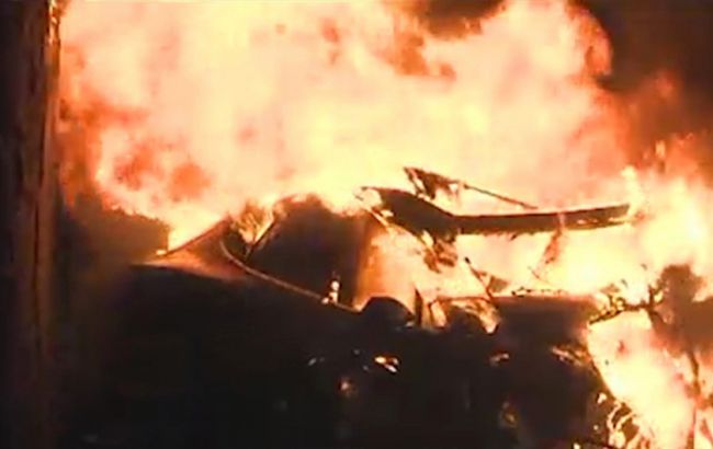 В США в результате взрыва автомобиля Tesla погибли два человека