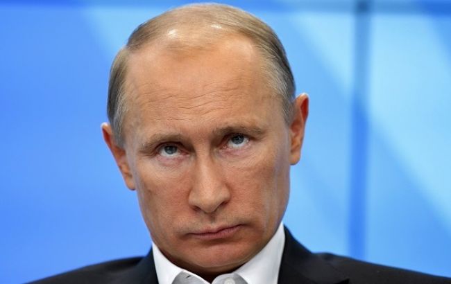 АР: Путин мог повлиять на сокрытие допинговых проб российских атлетов