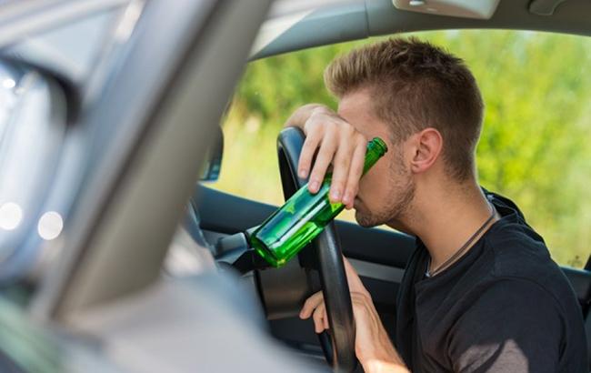 Нацполиция зафиксировала за сутки 631 случай пьяного вождения