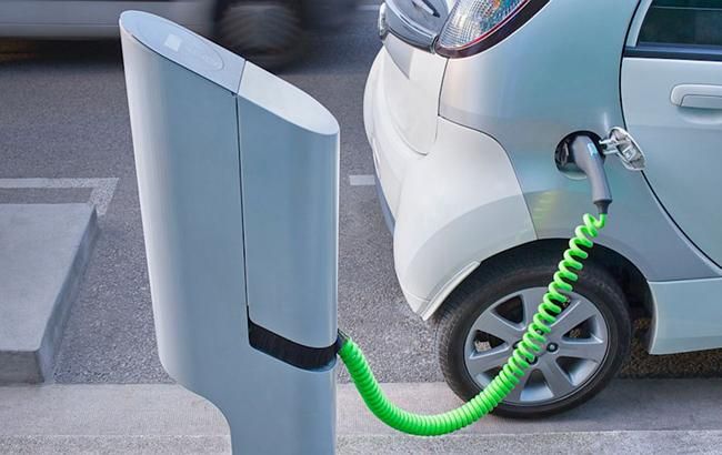 В 2018 году украинцы купили 5,3 тыс. электромобилей