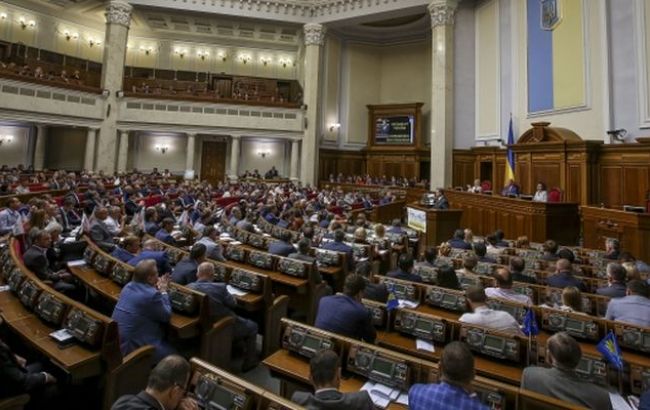 Рада освободила от ввозной пошлины ввоз пара-арамидной ткани для пулезащитных шлемов