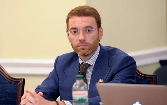 Екснардеп Абрамович спонсорує новий політпроєкт Арахамії, Кіма та Терехова