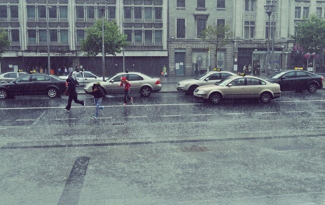 Грозы отступят не везде: синоптики дали неутешительный прогноз на неделю