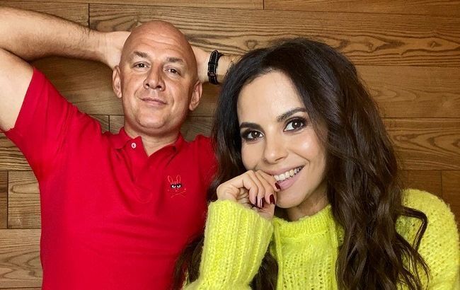 Настя Каменських потішила музичним "карантинним" скетчем в домашній обстановці (відео)