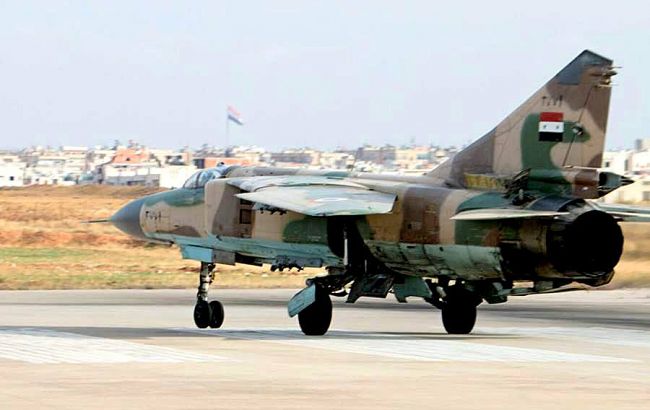 В Сирии сообщили о крушении военного самолета к северу от Дамаска