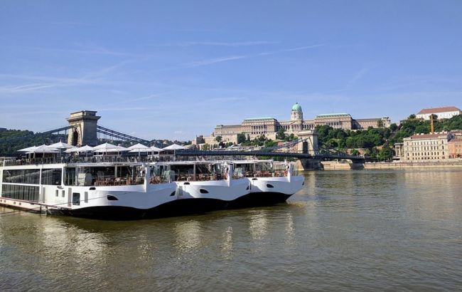 В Болгарии украинское судно село на мель, движение по Дунаю заблокировано