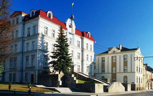 В Луцке отказываются усиливать карантин, хотя город в красной зоне